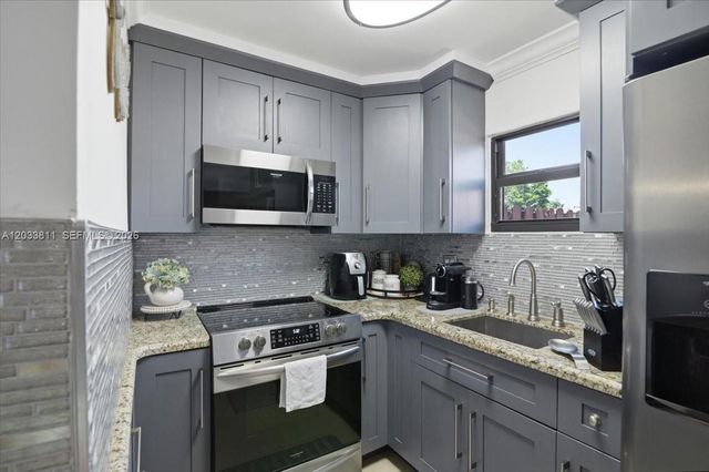8008 SW 103rd Ave 8008, Miami, FL 33173