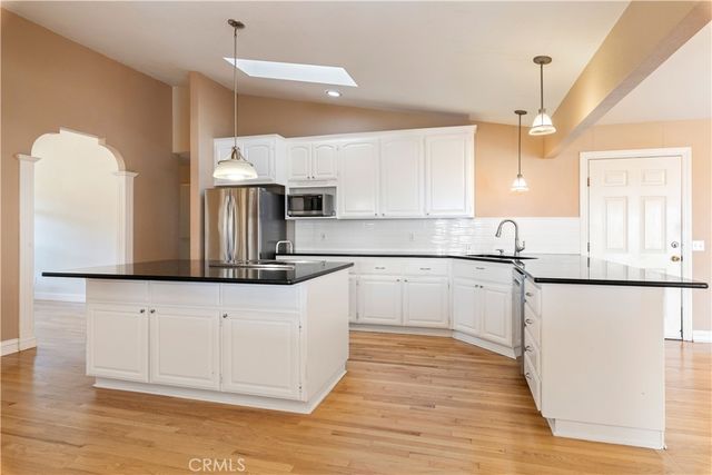 2210 Cedar Hill Way, Lakeport, CA 95453
