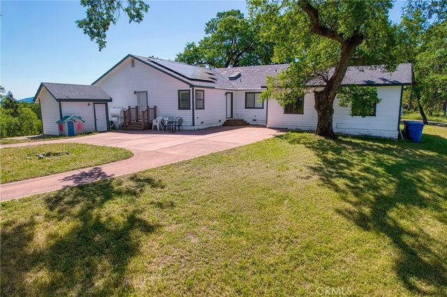 2210 Cedar Hill Way, Lakeport, CA 95453