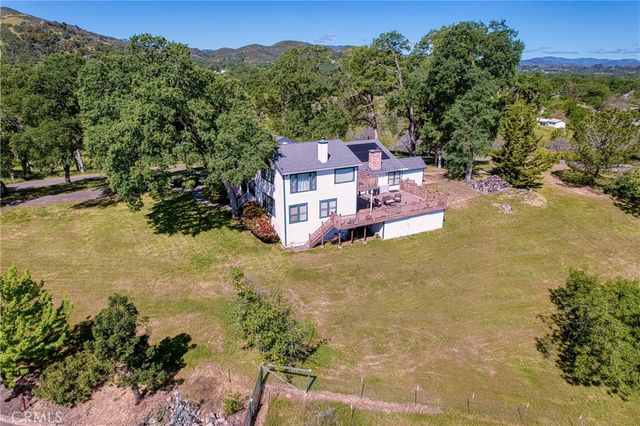 2210 Cedar Hill Way, Lakeport, CA 95453
