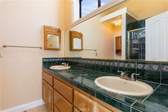 2210 Cedar Hill Way, Lakeport, CA 95453