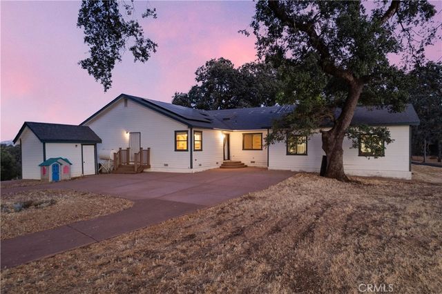 2210 Cedar Hill Way, Lakeport, CA 95453