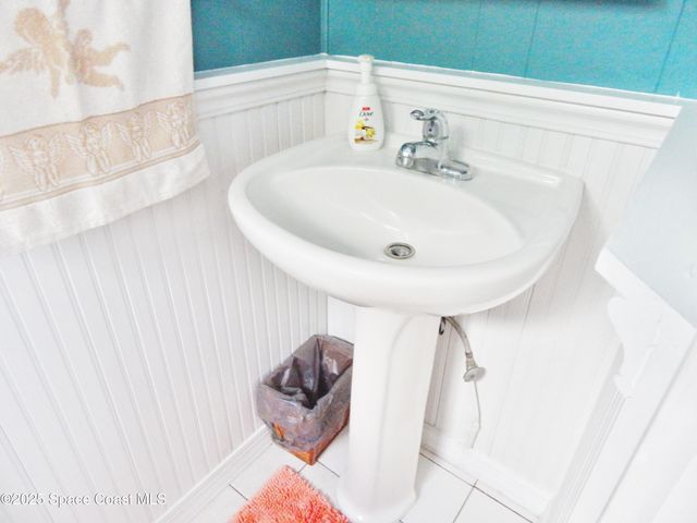 1260 Turkey Creek Drive NE, Palm Bay, FL 32905