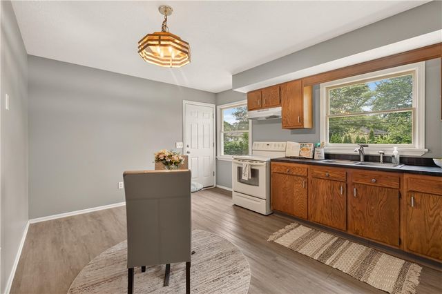 41 Honey Bunch Lane, Irondequoit, NY 14609
