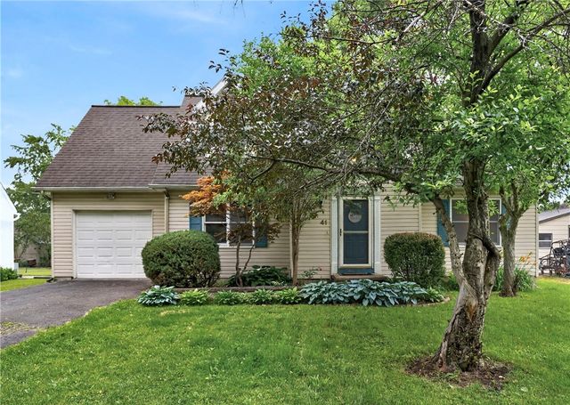 41 Honey Bunch Lane, Irondequoit, NY 14609