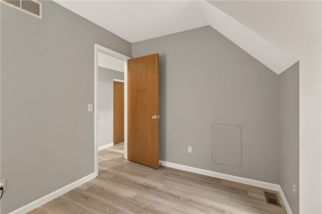 41 Honey Bunch Lane, Irondequoit, NY 14609