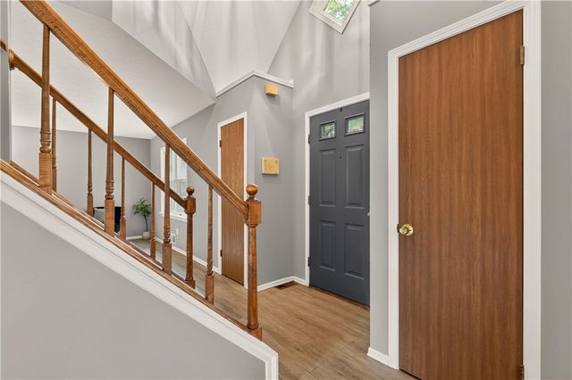 41 Honey Bunch Lane, Irondequoit, NY 14609