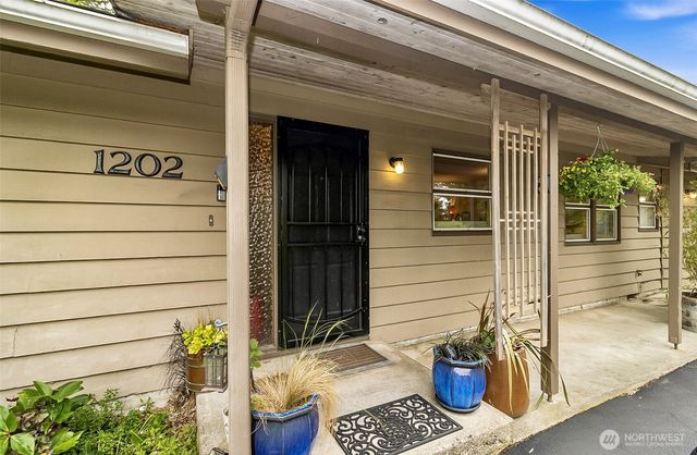 1202 Pine Avenue, Snohomish, WA 98290