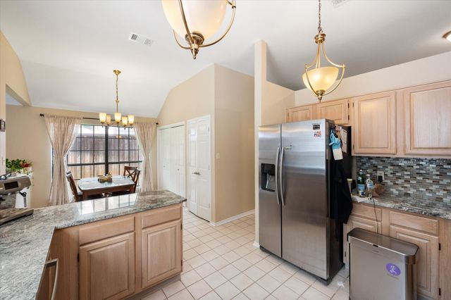 4137 Mapleridge Drive, Grapevine, TX 76051