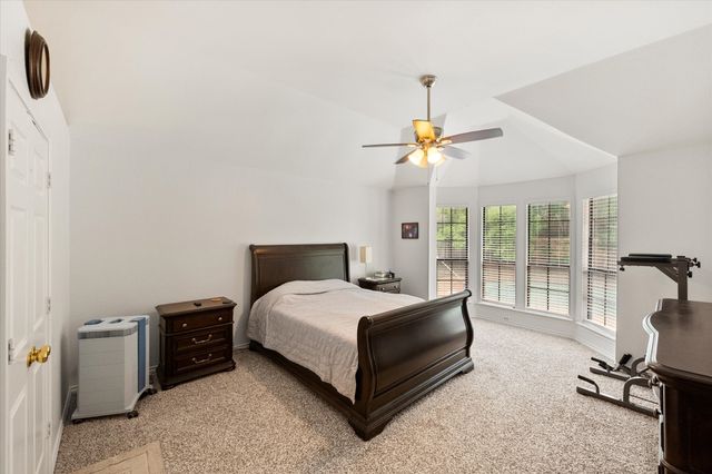 4137 Mapleridge Drive, Grapevine, TX 76051