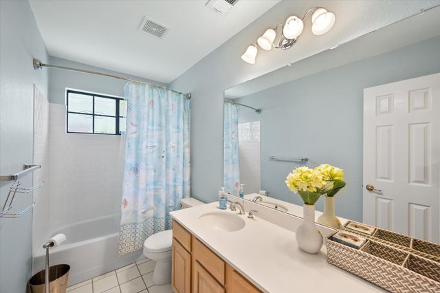 4137 Mapleridge Drive, Grapevine, TX 76051