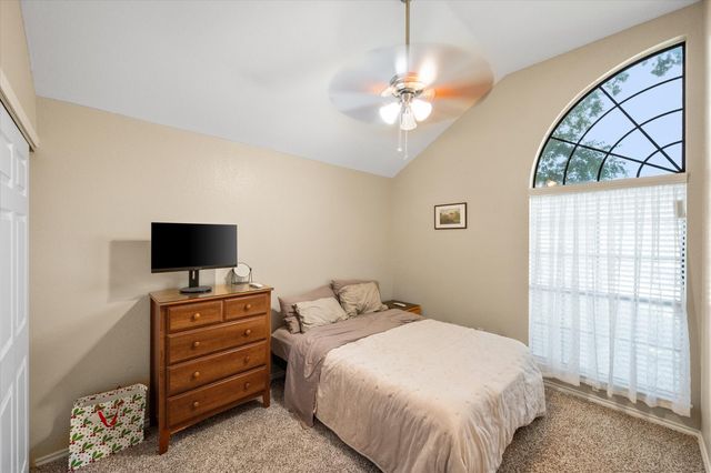 4137 Mapleridge Drive, Grapevine, TX 76051
