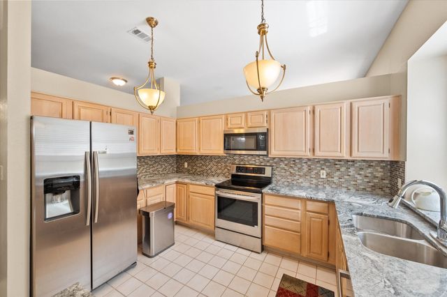 4137 Mapleridge Drive, Grapevine, TX 76051
