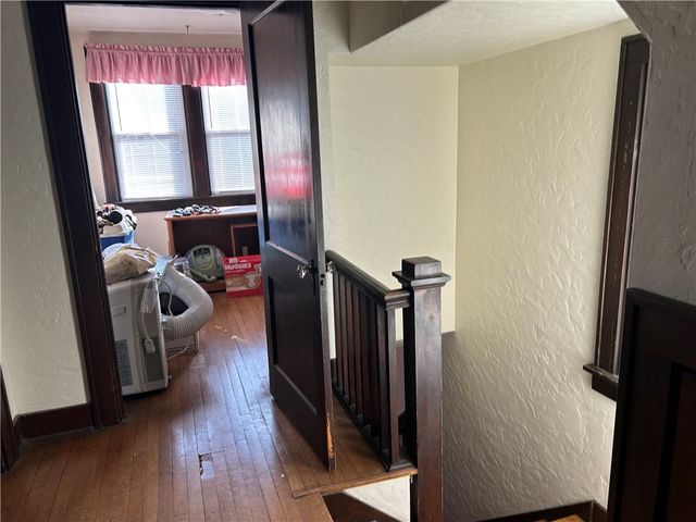 301 Meredith St, Carrick, PA 15210