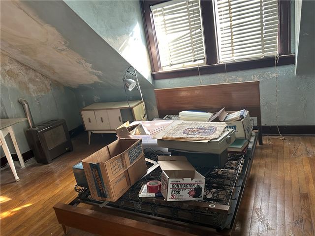 301 Meredith St, Carrick, PA 15210