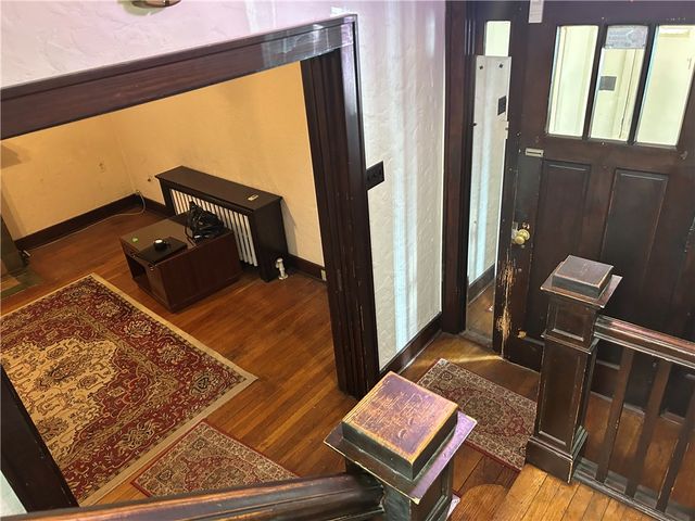 301 Meredith St, Carrick, PA 15210