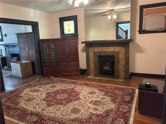 301 Meredith St, Carrick, PA 15210