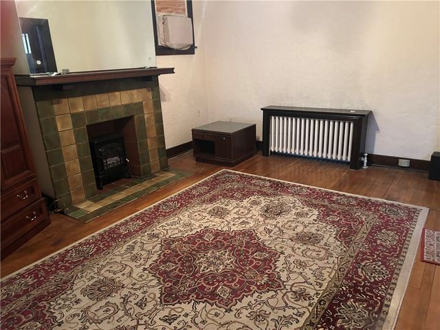 301 Meredith St, Carrick, PA 15210