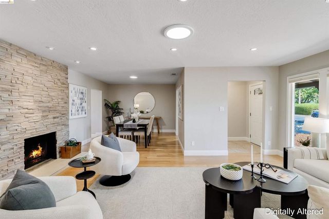 346 Valley View Rd, Pleasant Hill, CA 94523