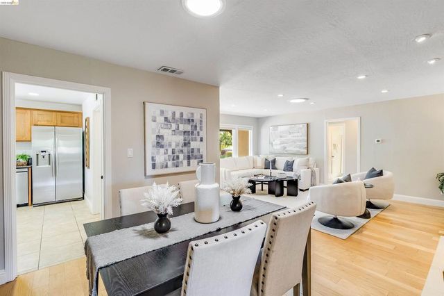 346 Valley View Rd, Pleasant Hill, CA 94523