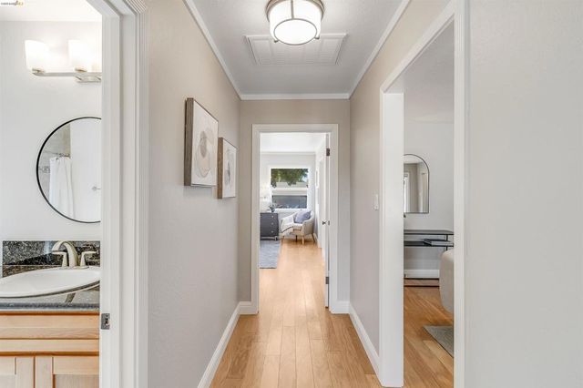 346 Valley View Rd, Pleasant Hill, CA 94523