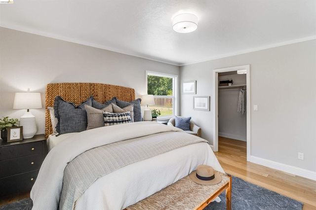 346 Valley View Rd, Pleasant Hill, CA 94523