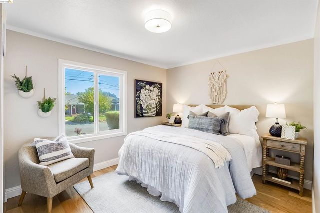 346 Valley View Rd, Pleasant Hill, CA 94523