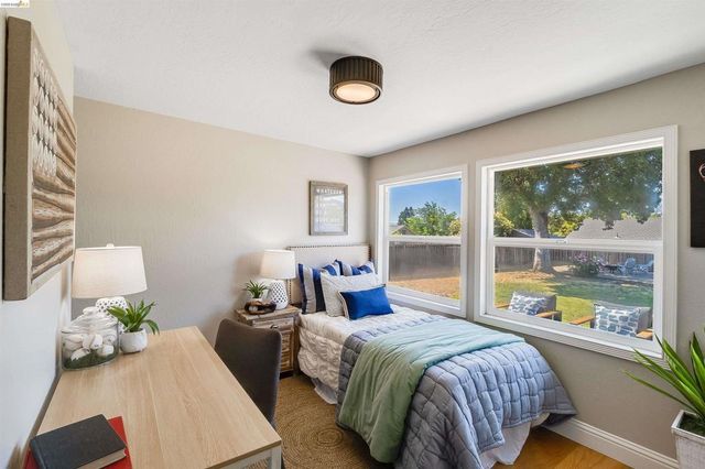 346 Valley View Rd, Pleasant Hill, CA 94523