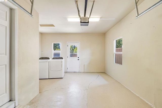 346 Valley View Rd, Pleasant Hill, CA 94523