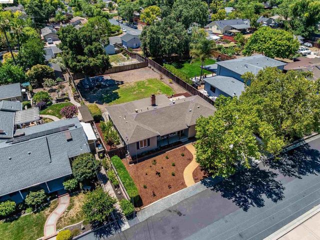 346 Valley View Rd, Pleasant Hill, CA 94523
