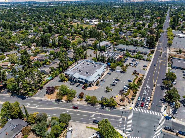 346 Valley View Rd, Pleasant Hill, CA 94523