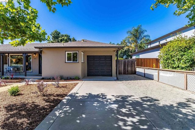 346 Valley View Rd, Pleasant Hill, CA 94523