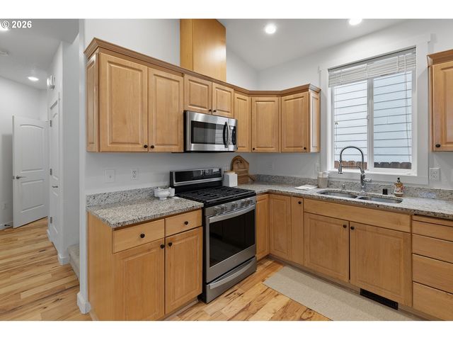 5646 K St, Washougal, WA 98671