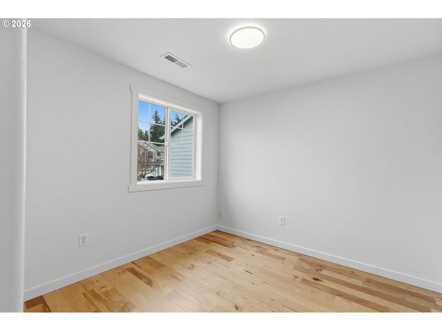 5646 K St, Washougal, WA 98671