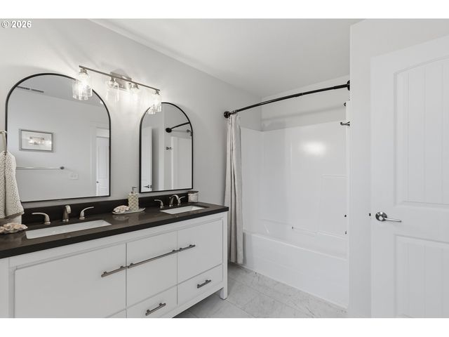 5646 K St, Washougal, WA 98671