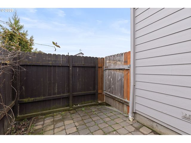 5646 K St, Washougal, WA 98671