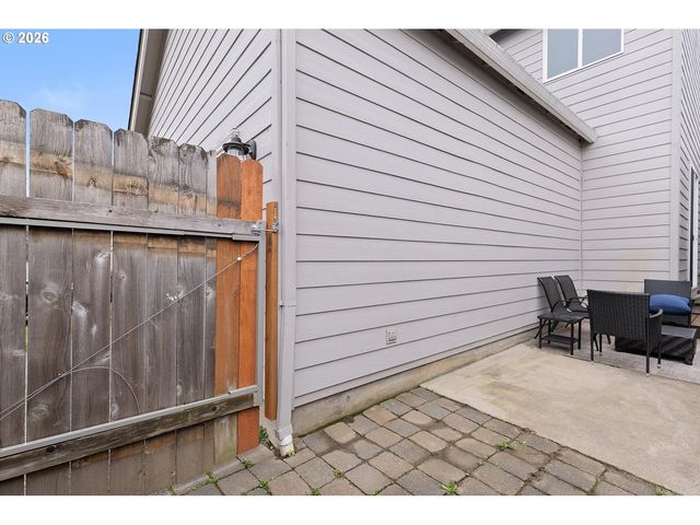 5646 K St, Washougal, WA 98671