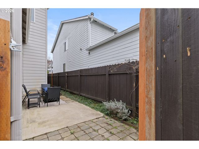 5646 K St, Washougal, WA 98671