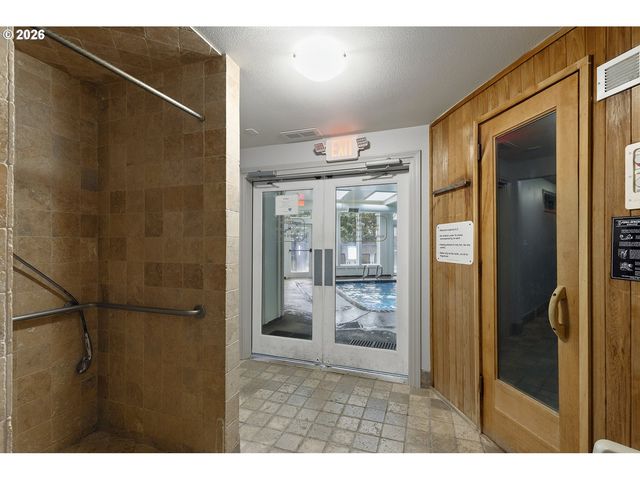 5646 K St, Washougal, WA 98671