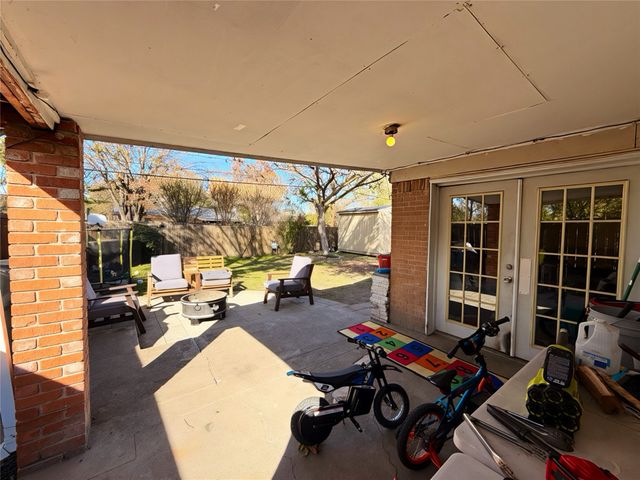 13669 Charcoal Lane, Farmers Branch, TX 75234