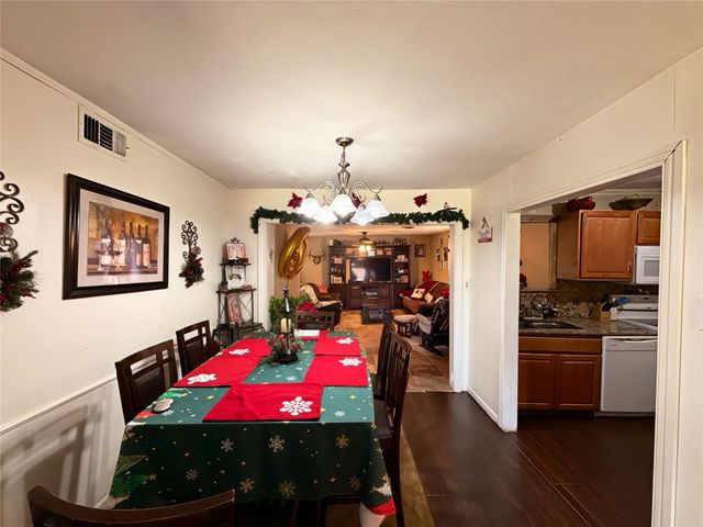 13669 Charcoal Lane, Farmers Branch, TX 75234