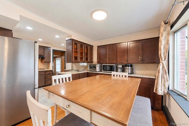 131 N 5th Street, New Hyde Park, NY 11040