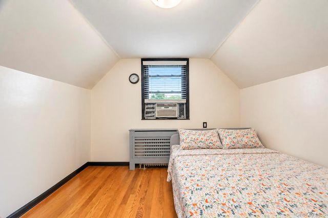 131 N 5th Street, New Hyde Park, NY 11040
