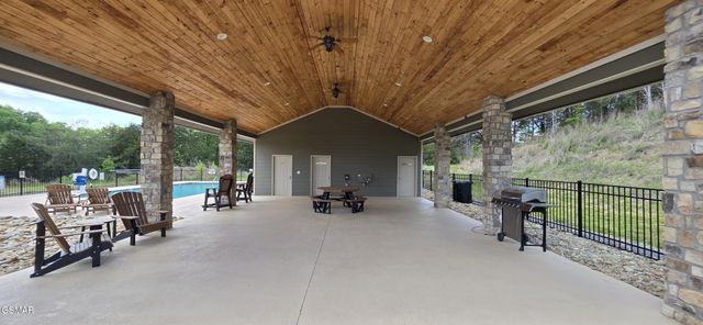 78 Harbor Ridge Lane, Dandridge, TN 37725