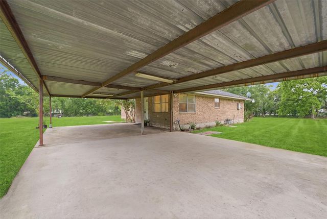 3303 Holy Road, Crosby, TX 77532