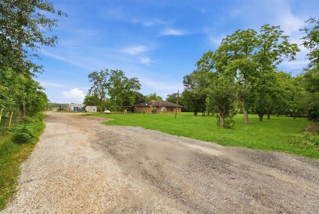 3303 Holy Road, Crosby, TX 77532