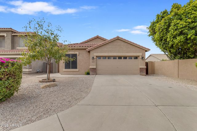 1121 E RANCH Court, Gilbert, AZ 85296