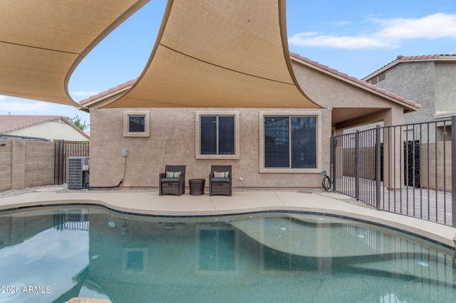 1121 E RANCH Court, Gilbert, AZ 85296