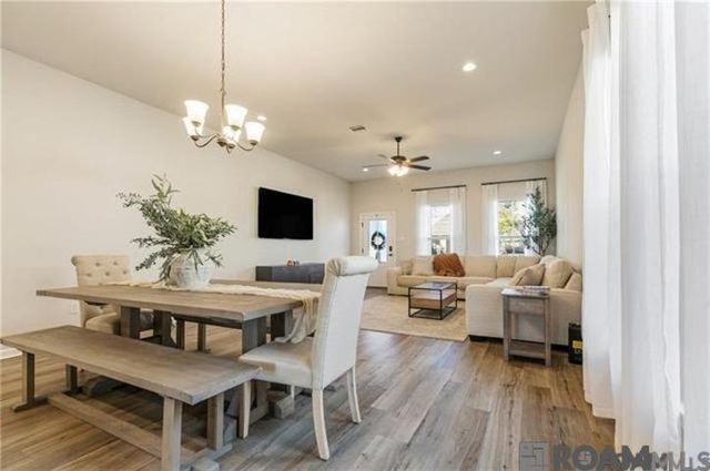 41449 Cozy Way, Gonzales, LA 70737