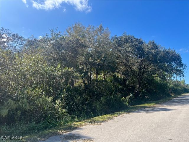 28th AVE SE, Naples, FL 34117